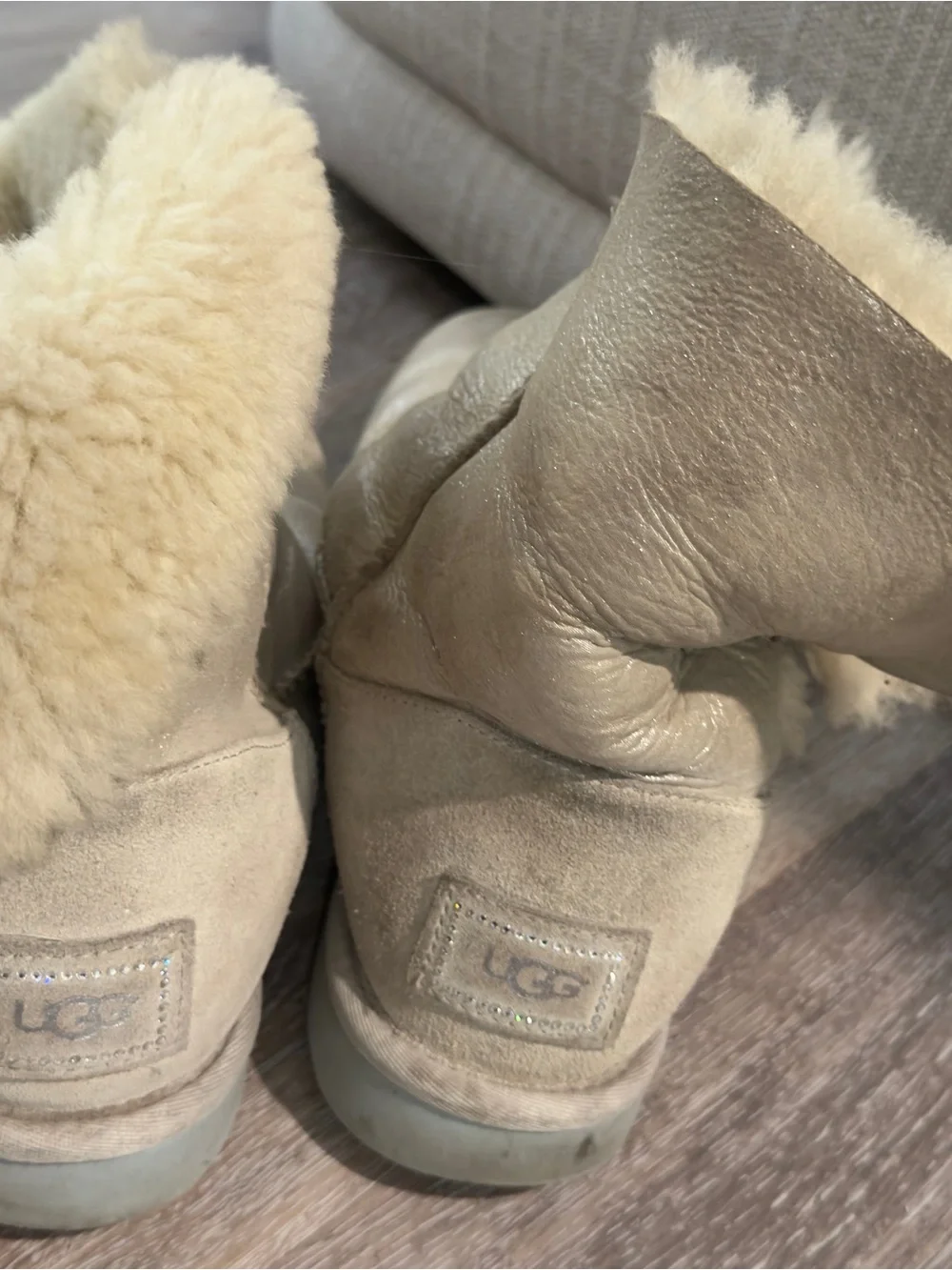UGG Australia Classic Sheepskin Boots Women’s Size 8 Fair Condition Authentic